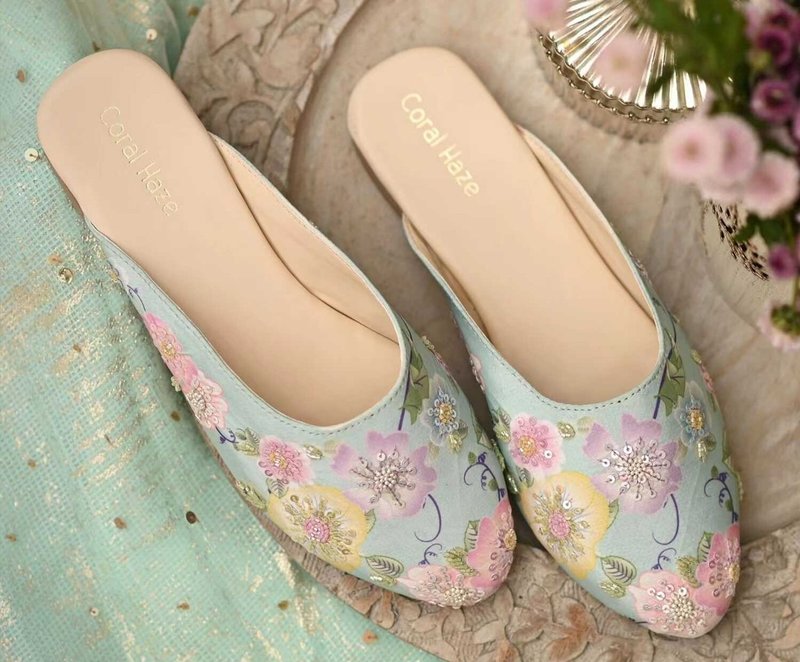 Lvying Indian Retro Embroidery Ladies Teddy Flat Sandals - Slippers - Other Materials Green