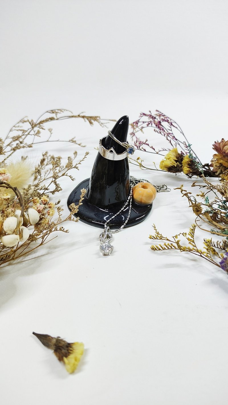 Pottery Items for Display Black - 【Halloween Series】Pumpkin Witch Hat Ornament Holder/Ring Holder/Incense Insert/Incense Stand