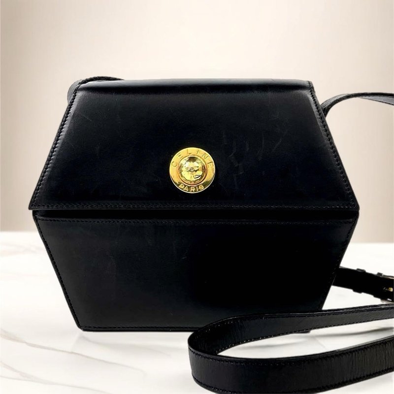 Rare second-hand Celine black planet hexagonal black leather small bag shoulder crossbody handbag - กระเป๋าแมสเซนเจอร์ - หนังแท้ สีดำ