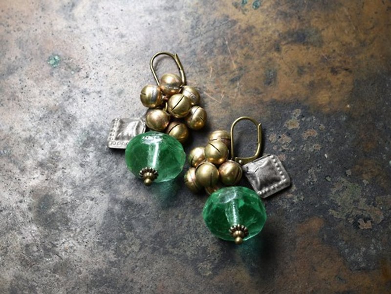 Abacus type antique uranium glass, fluffy bells, and Afghan parts earrings - Earrings & Clip-ons - Glass Green
