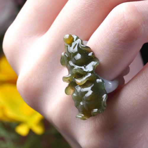 瓔珞珠寶盒 E.L.Jewelry Box 秋香綠翡翠巧雕荷葉戒指戒圈 |國際10圍 |天然緬甸玉翡翠A貨|送禮