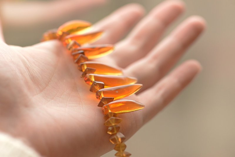 amber - Necklaces - Semi-Precious Stones Orange