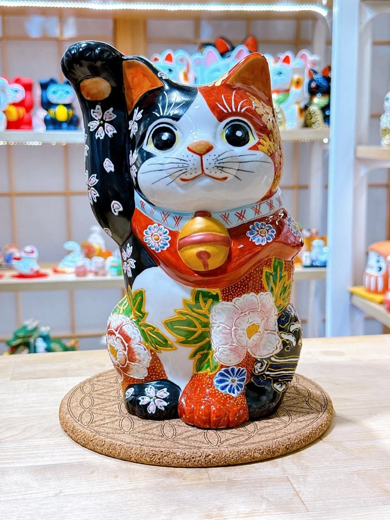 【赤華盈門】日本九谷燒招財貓 | 紅赤華盛 - 擺飾/家飾品 - 瓷 多色