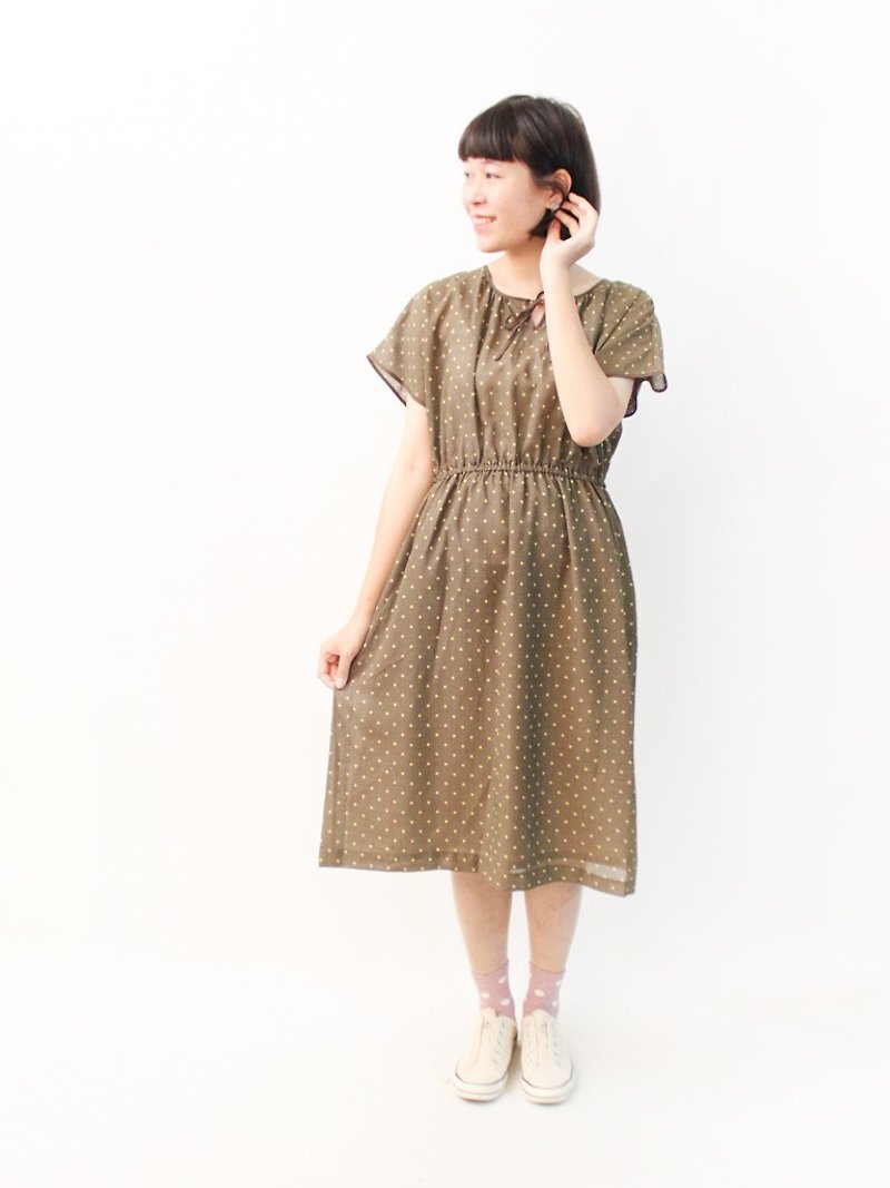 Made in Japan Retro Simple Yellow Dotted Brown Short Sleeve Loose Vintage Dress Vintage Dress - ชุดเดรส - เส้นใยสังเคราะห์ สีนำ้ตาล