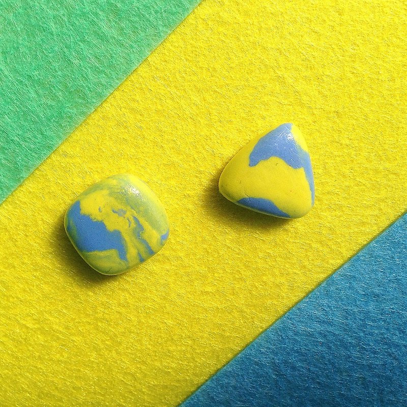 任意の[2]無料輸送ブルー手作り限定版黄色幾何学模様の大理石の頭部の三角形粘土平方粘土イヤリングの三角形の長方形幾何マーブリング色付きのピアスをsummerlol- - ピアス・イヤリング - 粘土 イエロー