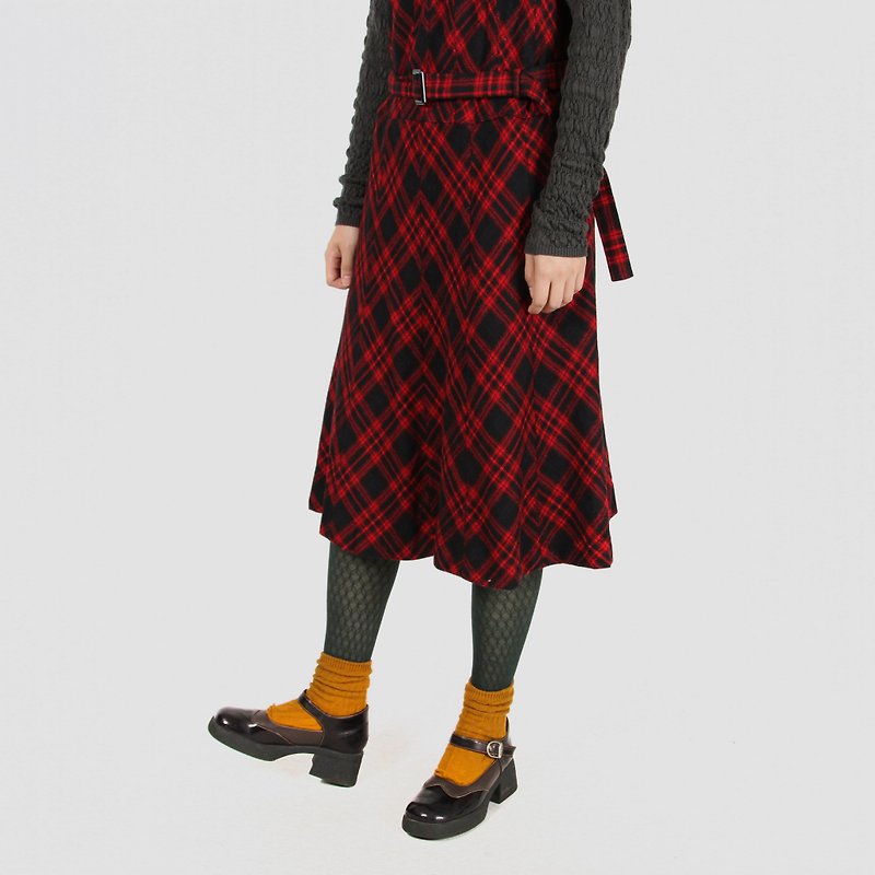 [Egg plant ancient] warm Yang Wanhua plaid vintage vest dress - One Piece Dresses - Other Man-Made Fibers Red