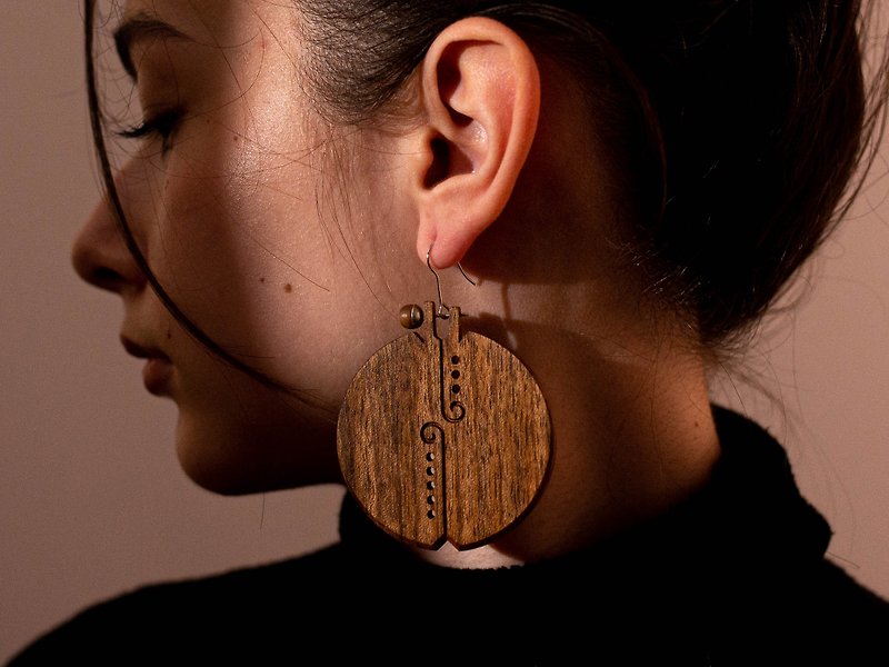 Wooden Dangle Earrings - Ash and Walnut Wood Jewelry, Gift for Her, Big Boho - ต่างหู - ไม้ 