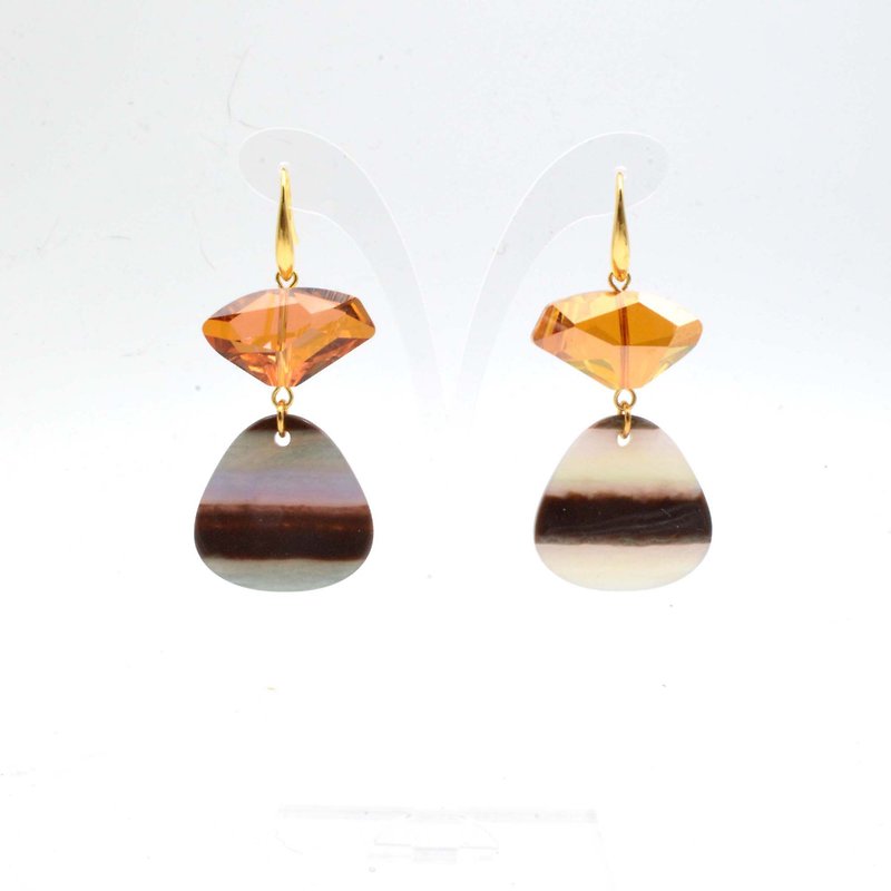 Brown Swarovski Crystal Stone irregular Tea Brown Swarovski Crystal Earrings - ต่างหู - คริสตัล สีนำ้ตาล