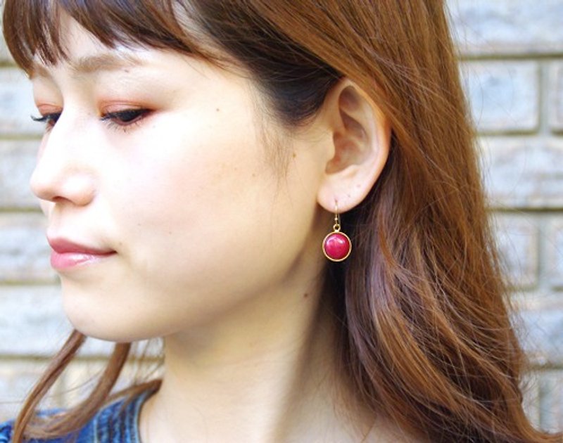 14kgf Mini Circle Earrings ~ Deep Pink ~