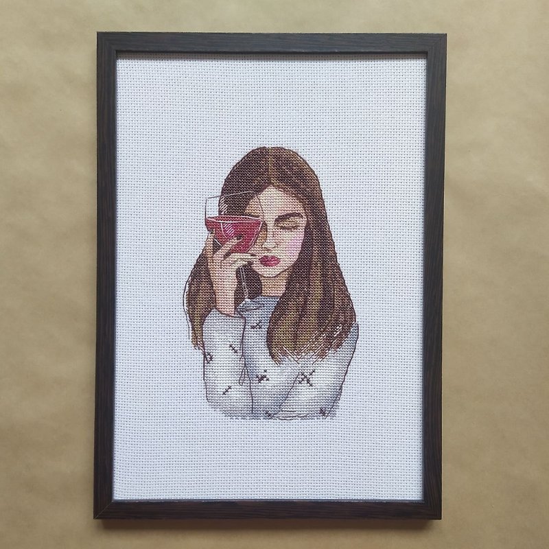 Handmade Girl with glass of wine painting, Woman wall art, for home decor, finis - ตกแต่งผนัง - ผ้าฝ้าย/ผ้าลินิน หลากหลายสี