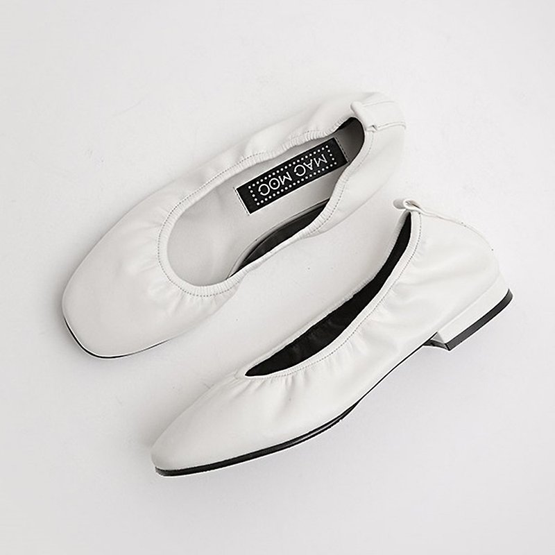PRE-ORDER – MACMOC  Fufu (White) Flats - รองเท้าหนังผู้หญิง - วัสดุอื่นๆ 