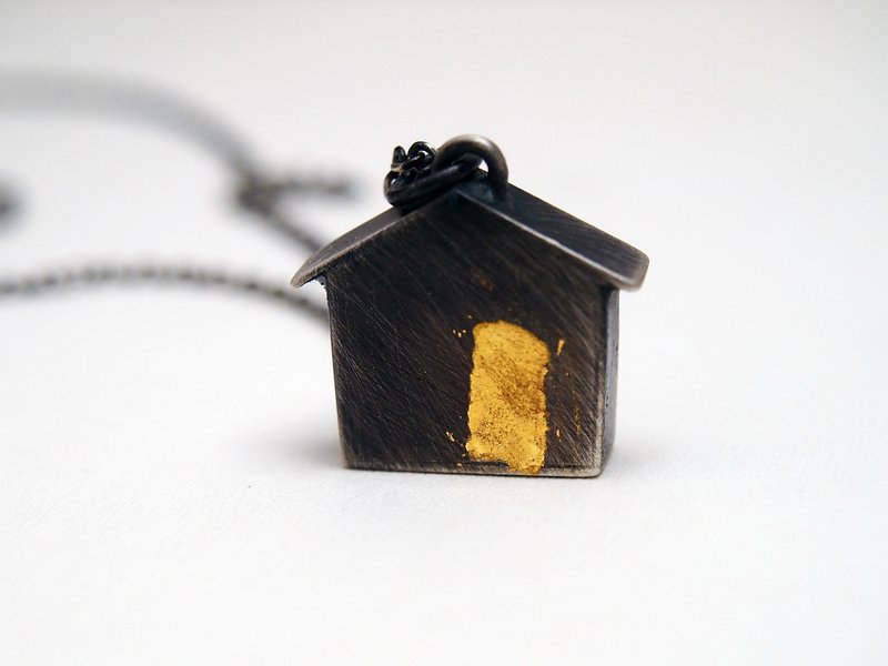 Landscape of the Body Series #c32 little house necklace - สร้อยคอ - เงิน สีดำ