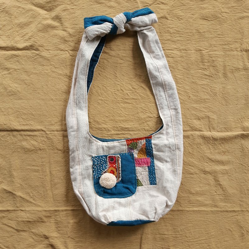 Hemp fiber tribe embroidery patchwork dual-use bag - sea blue - Messenger Bags & Sling Bags - Cotton & Hemp Blue