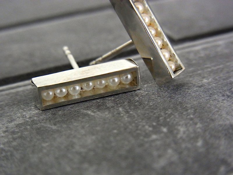 Line pearl earrings / silver - Earrings & Clip-ons - Sterling Silver Silver