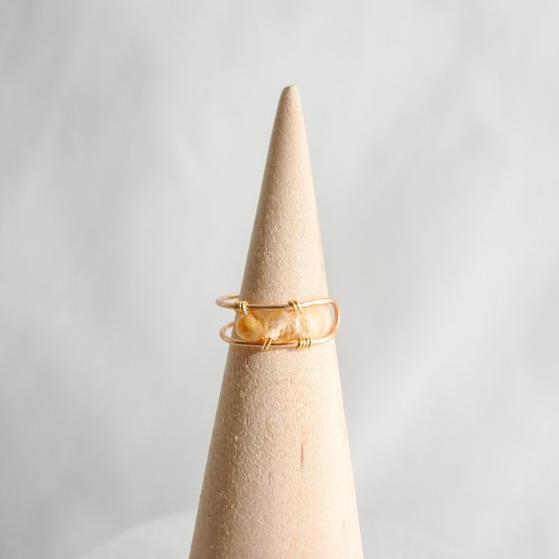 Citrine Ear Cuff – Gold – Natural Stone - 戒指 - 其他金屬 黃色