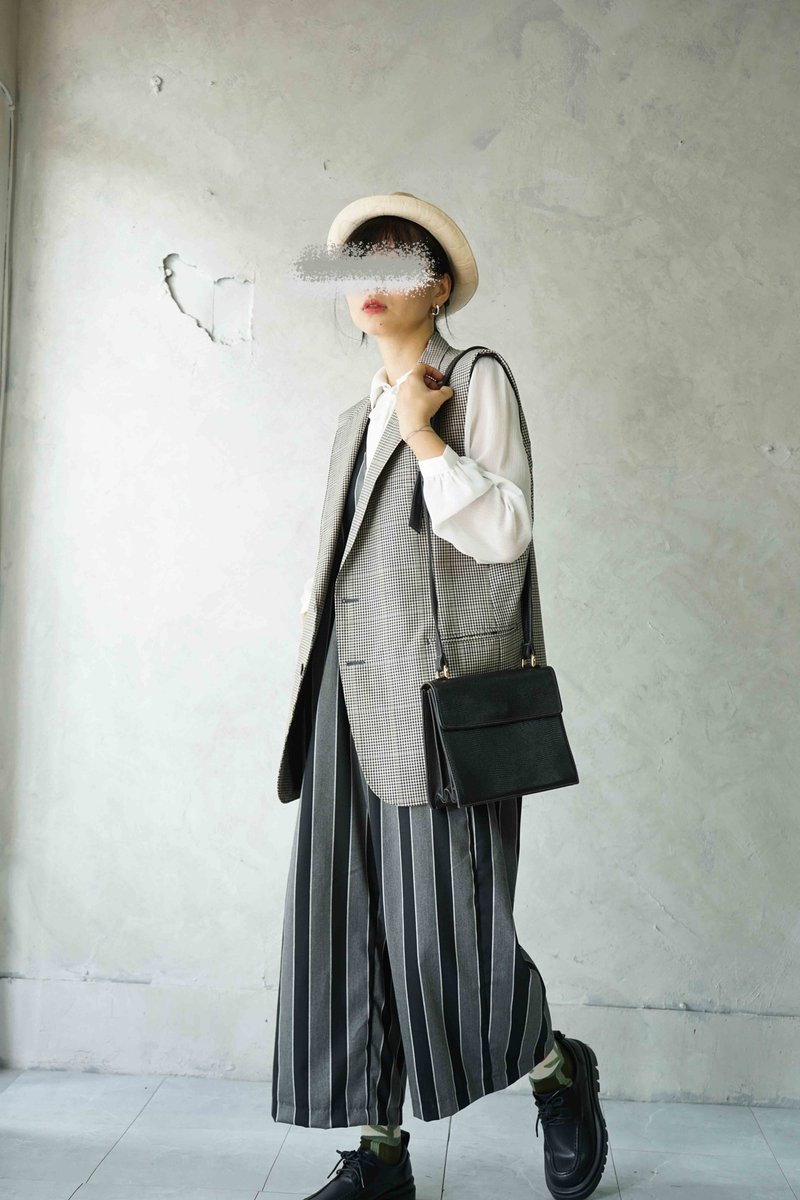 宝探しヴィンテージ - Burberrys ユニセックス ブラック＆グレー小柄チェックウール ロングベスト - ブレザー・コート - ウール グレー