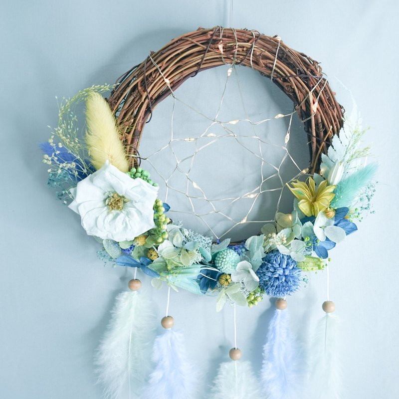 Preserved Flower Dreamcatcher with LED Light | Blue & Green - Lighting - Plants & Flowers Blue