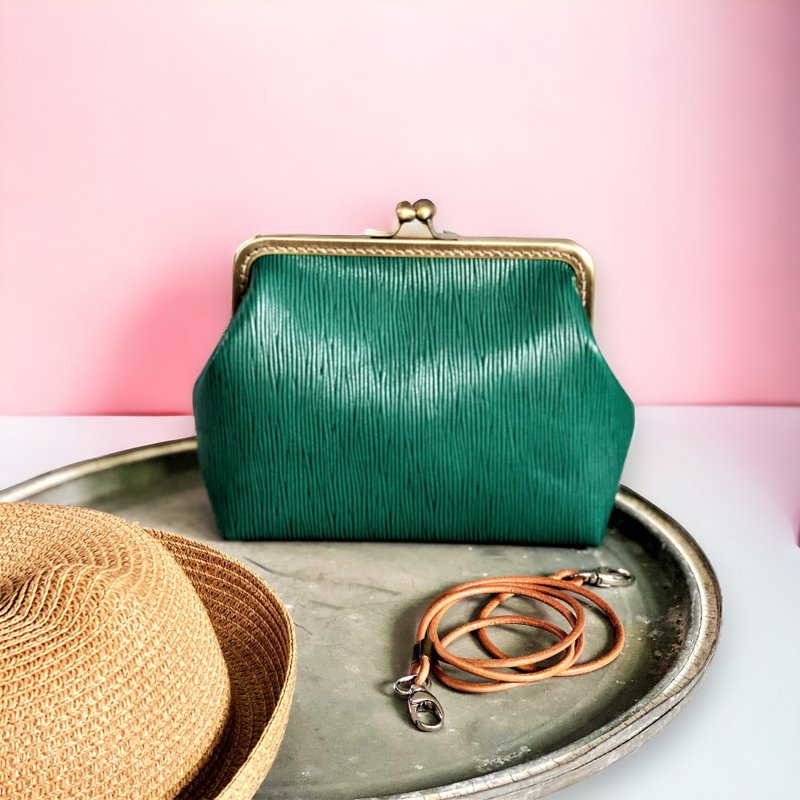 Limited edition cowhide lady's large mouth gold cross-body bag - corrugated green (with lining/coin bag) - กระเป๋าแมสเซนเจอร์ - หนังแท้ สีเขียว