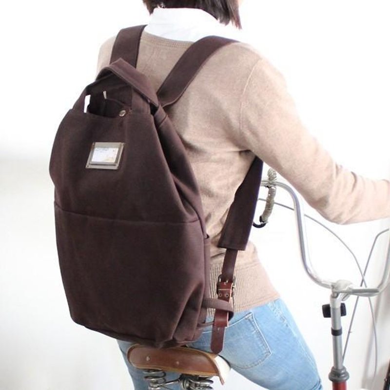 camp- chocolate (Kurashiki canvas backpack) - กระเป๋าถือ - ผ้าฝ้าย/ผ้าลินิน สีนำ้ตาล