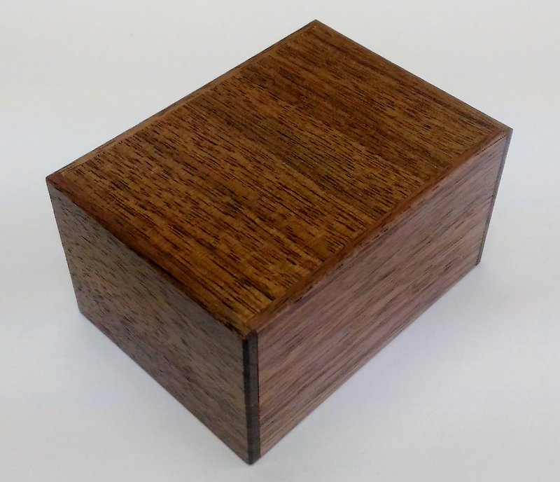 １２回仕掛け３寸秘密箱　ウォールナット材　パズル箱　箱根寄木細工 - 其他 - 木頭 