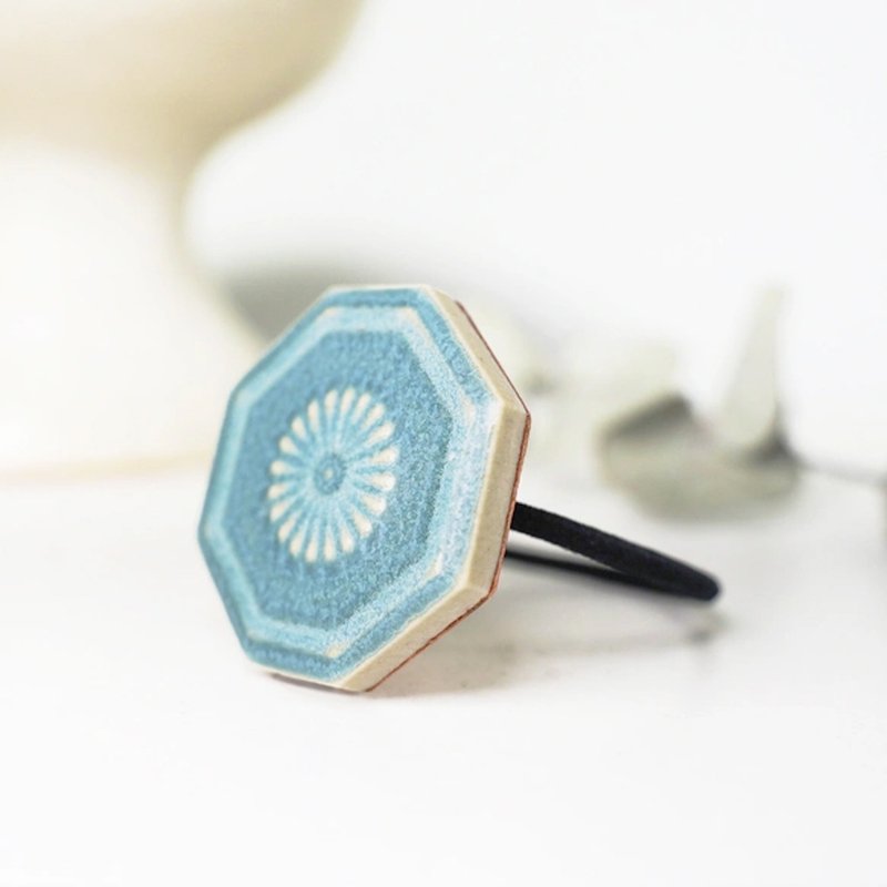 ヘアゴム 美濃焼 ヴィンテージタイル 八角形 ブルーグリーン 本革使用 日本製 - 髮夾/髮圈 - 瓷 綠色