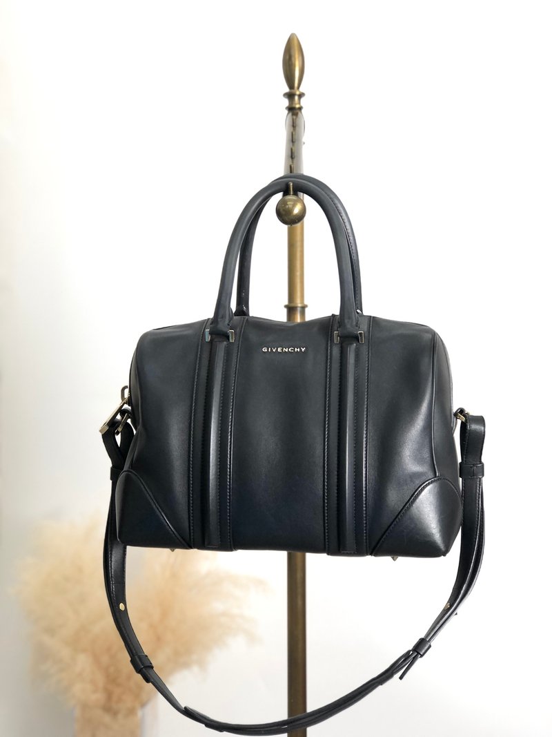 【 日本直送　名牌中古包 】GIVENCHY ハンドバッグ ブラック ロゴ レザー 2way ボストンバッグ Lucrezia ルクレツィア apxp26 - 手提包/手提袋 - 真皮 黑色
