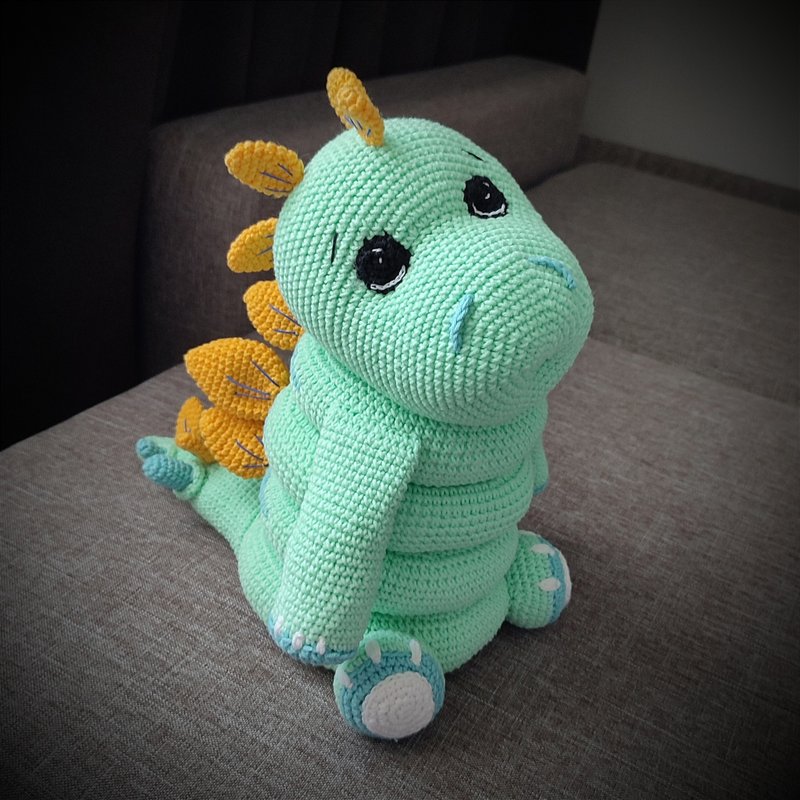 Crochet Dinosaur toy. Montessori Sorting. Christmas Gift. Symbol 2024. - ของเล่นเด็ก - ผ้าฝ้าย/ผ้าลินิน หลากหลายสี