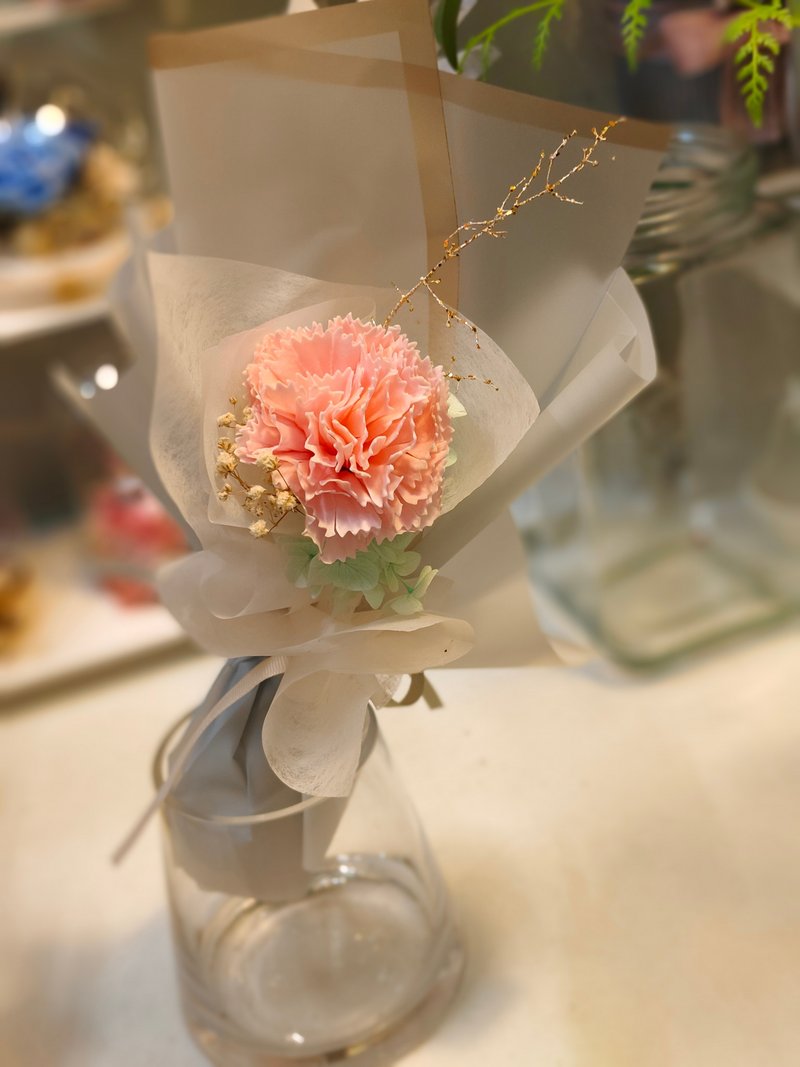 康乃馨香皂花客製花禮 - 乾燥花/永生花 - 其他材質 