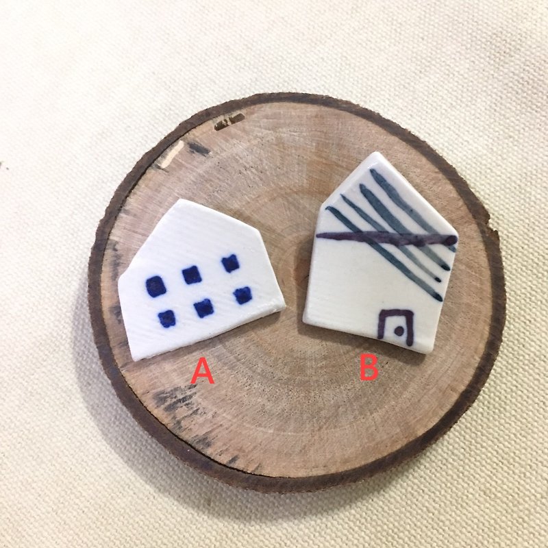 House - ceramic pin - อื่นๆ - ดินเผา สีน้ำเงิน