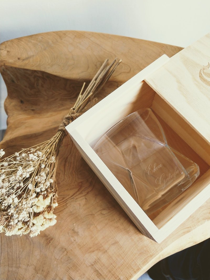 ギフト限定版木製ボックスBormioliRocco幾何学的カップ（透明）、カスタマイズされたガラスのレタリング - グラス・コップ - ガラス 