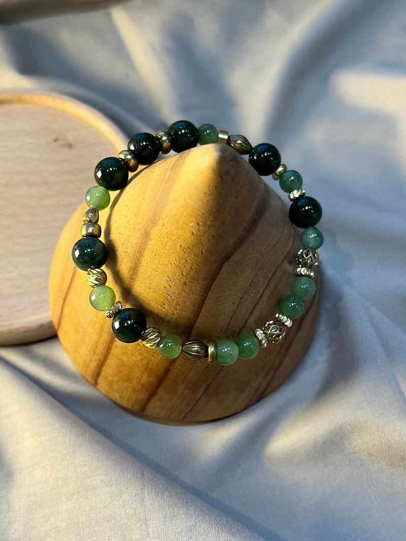 Customized crystal ore bracelet, jade bracelet, jadeite to ward off evil spirits and ensure safety - Bracelets - Jade Green
