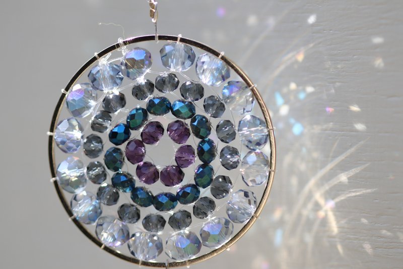 A shining gray color mandala made of glass beads. - อื่นๆ - แก้ว สีเทา