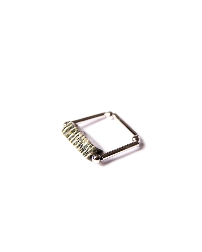 Zebra stone flexible square ring - silver - แหวนทั่วไป - โลหะ สีเงิน