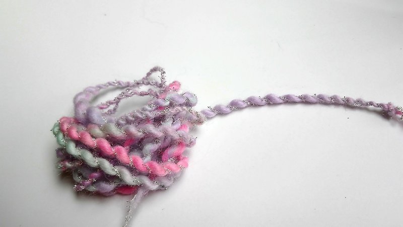 Spinning thread 1.5 m - 編織/羊毛氈/布藝 - 羊毛 多色