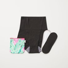 女装　生理 