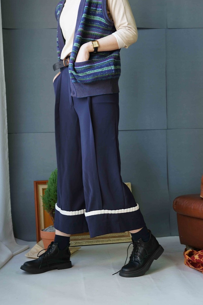 聚酯纖維 女長褲 藍色 - 設計手作-中性深藍打摺荷葉褲口寬褲