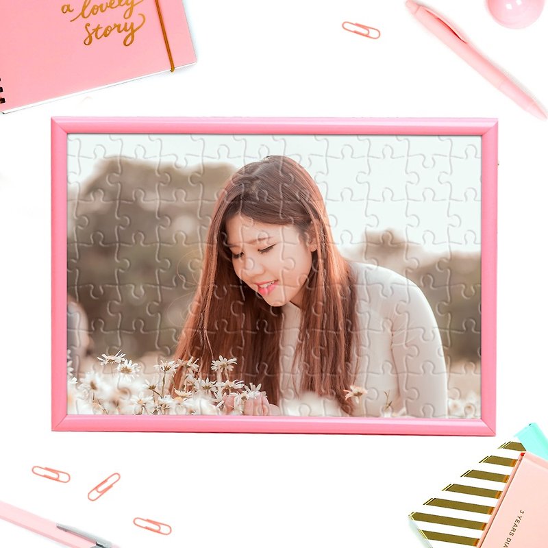 Customized photo puzzle photo frame - Picture Frames - Other Materials Pink
