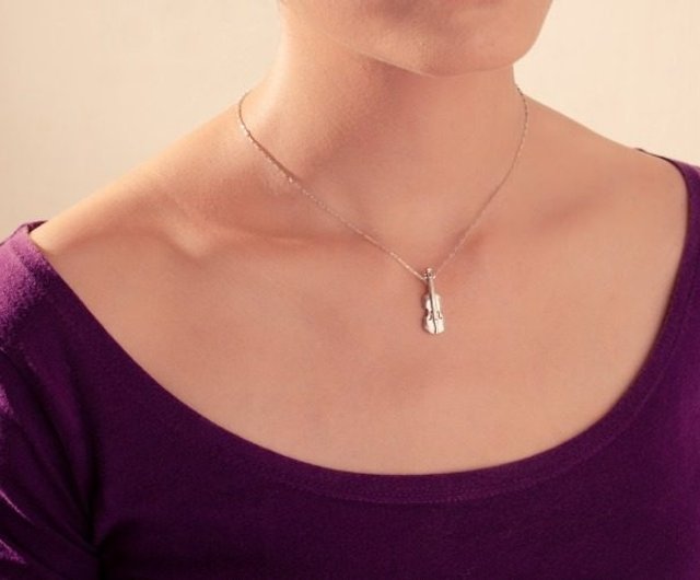 Violin on sale bridge necklace