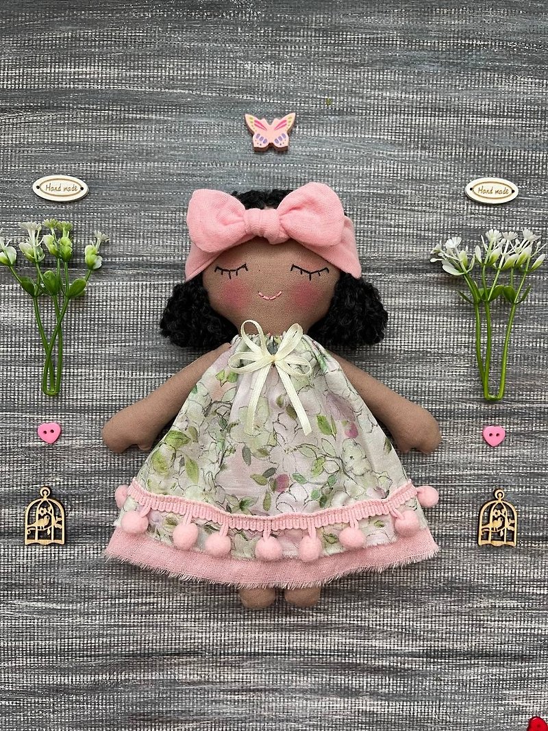 Brown Skinned Doll ,Handmade Dark Skinned Fabric Doll,gift for baby first doll - 寶寶/兒童玩具/玩偶 - 棉．麻 