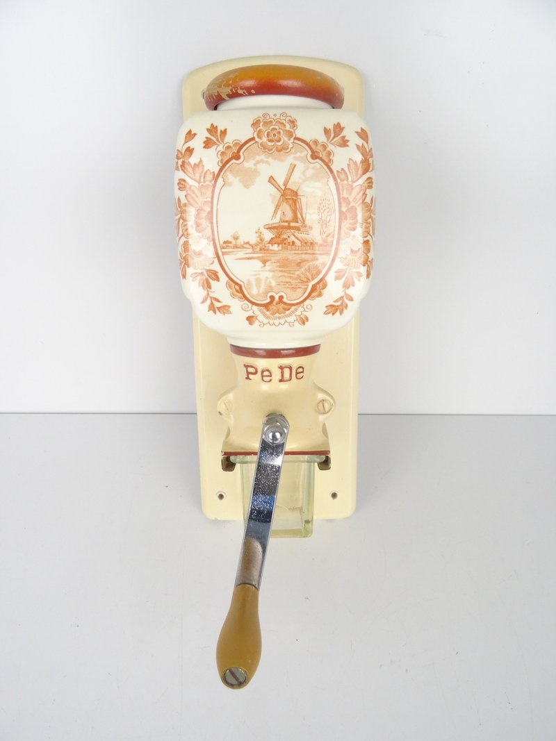 Vintage Dutch Pede Zassenhaus Coffee Grinder – Orange Antique Manual Delft Mill - 咖啡壺/手沖壺 - 其他材質 橘色