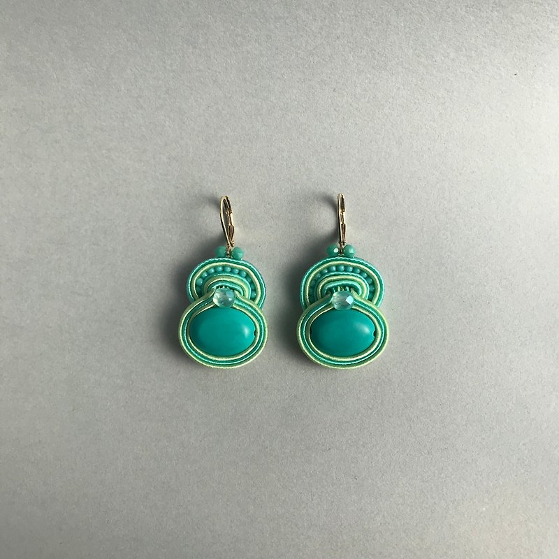 其他材質 耳環/耳夾 綠色 - Soutache earrings | Light mint green earrings