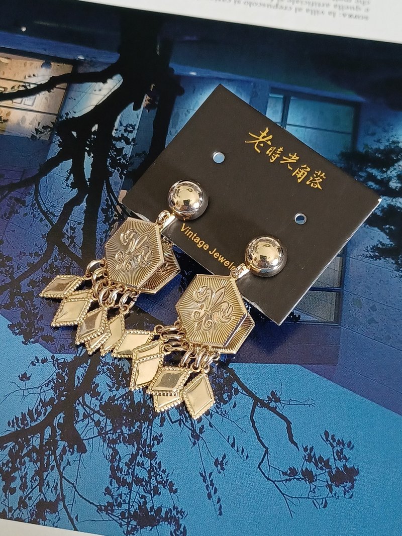 vintage jewelry  鳶尾花金色放射紋吊飾 夾式耳環 - 耳環/耳夾/耳骨夾 - 其他金屬 