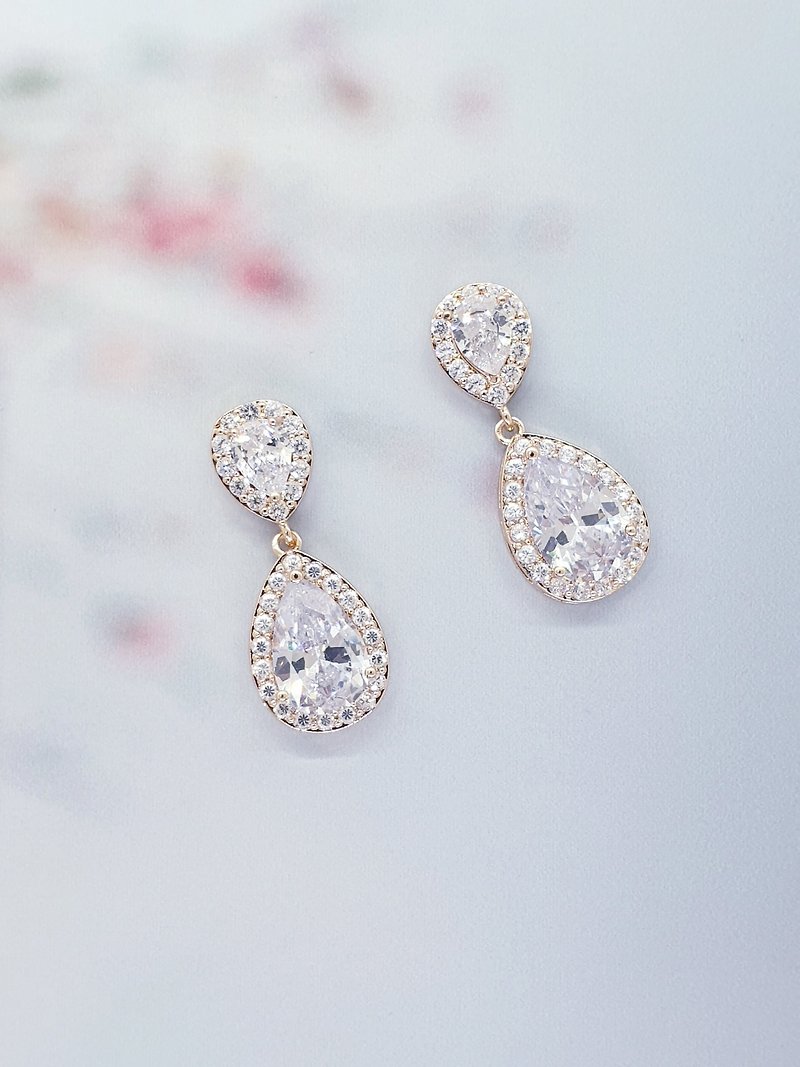 Elegant bridal teardrop zc earrings - Earrings & Clip-ons - Other Materials 