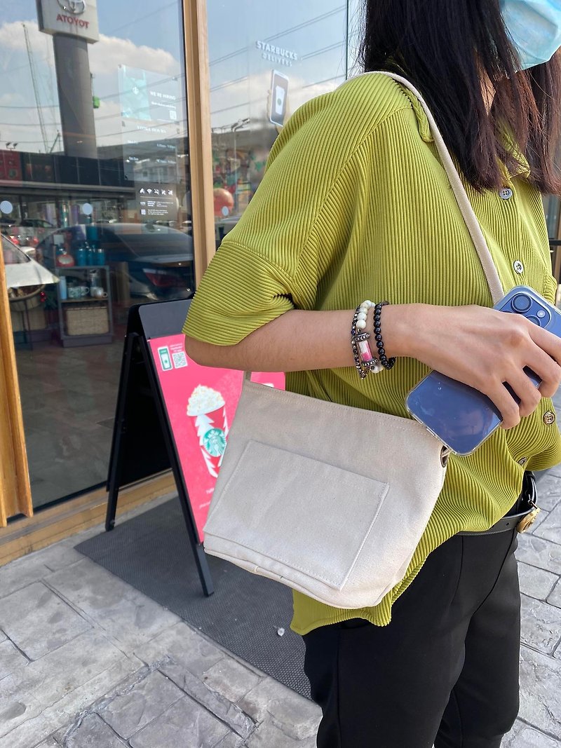 Mini White Canvas Cozy Bag / Shoulder bag / 泰國包包 /泰國設計 - Messenger Bags & Sling Bags - Cotton & Hemp 