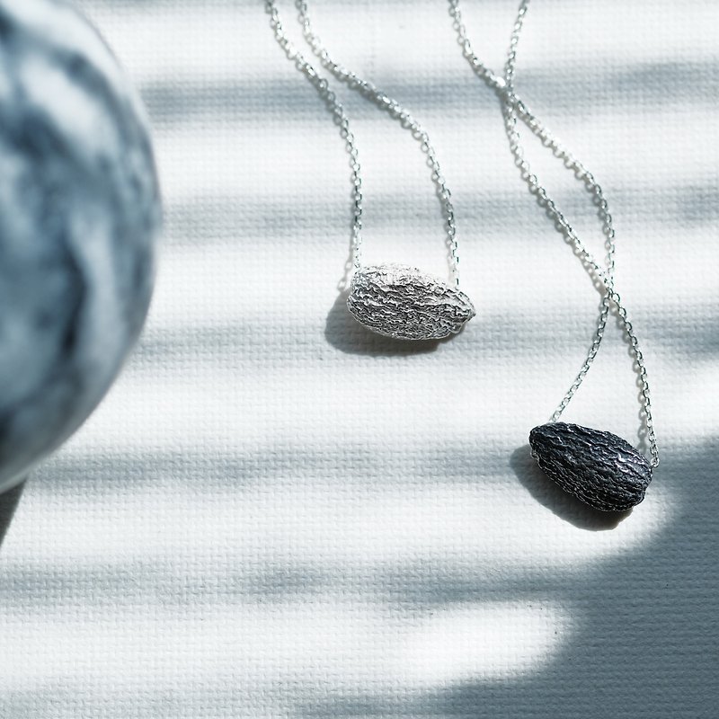Almond necklace Silver 925 - สร้อยคอ - โลหะ สีเทา
