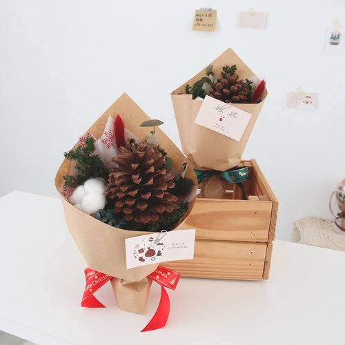 | 品樺花坊 | 不凋花 乾燥花 客製化 花禮 聖誕花束 \ 永生雪松 自己搭配好簡單 平價不凋花束