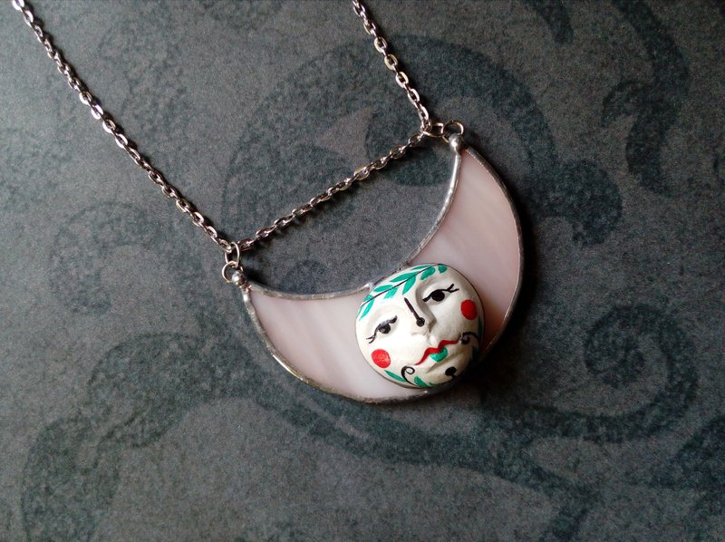 Forest witch aesthetic. Moon face necklace. Witch necklace. Crescent pendant. - Necklaces - Glass Pink