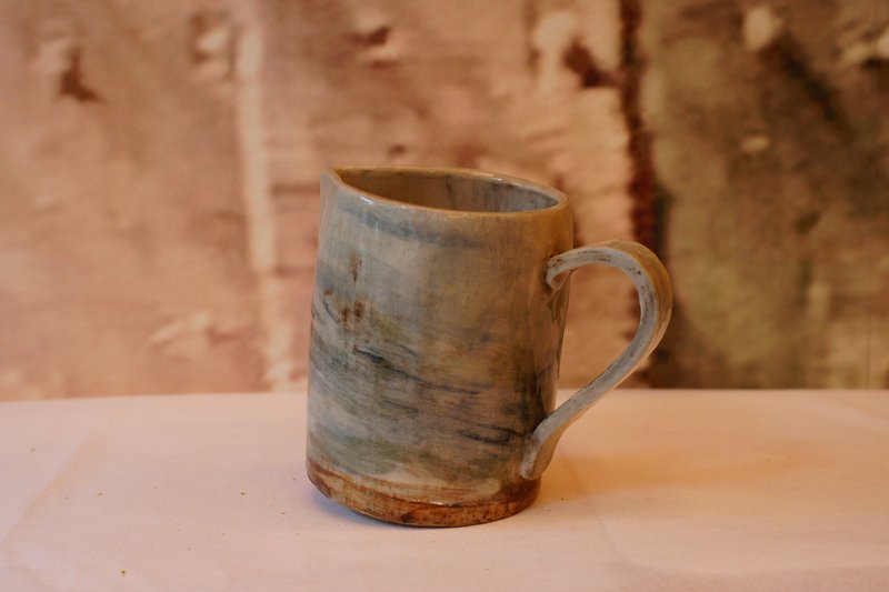 Hand-painted gray-blue powder lead ethereal color milk cup sharing cup large capacity 360ml - Cups - Pottery Blue