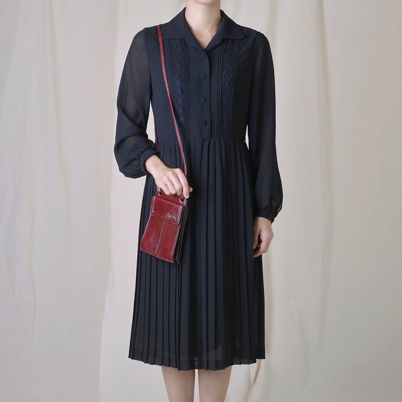Vintage Japanese black long-sleeved vintage dress - One Piece Dresses - Polyester Black