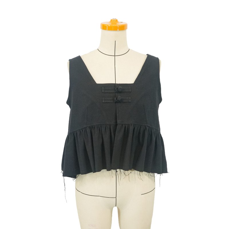 Aman No.48 disc button square collar wavy hem vest black - เสื้อกั๊กผู้หญิง - วัสดุอื่นๆ สีดำ